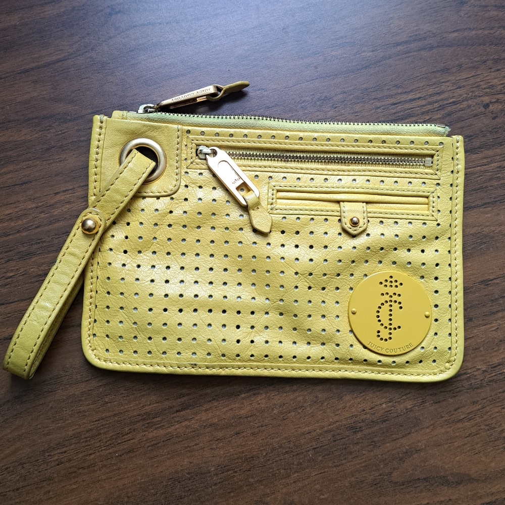 Juicy Couture wristlet